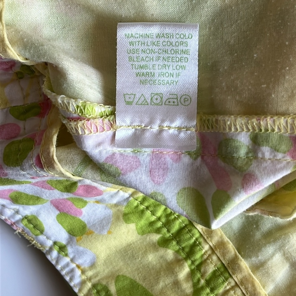 Lilly Pulitzer Jubilee Shorts•Sz 10 - Picture 9 of 11